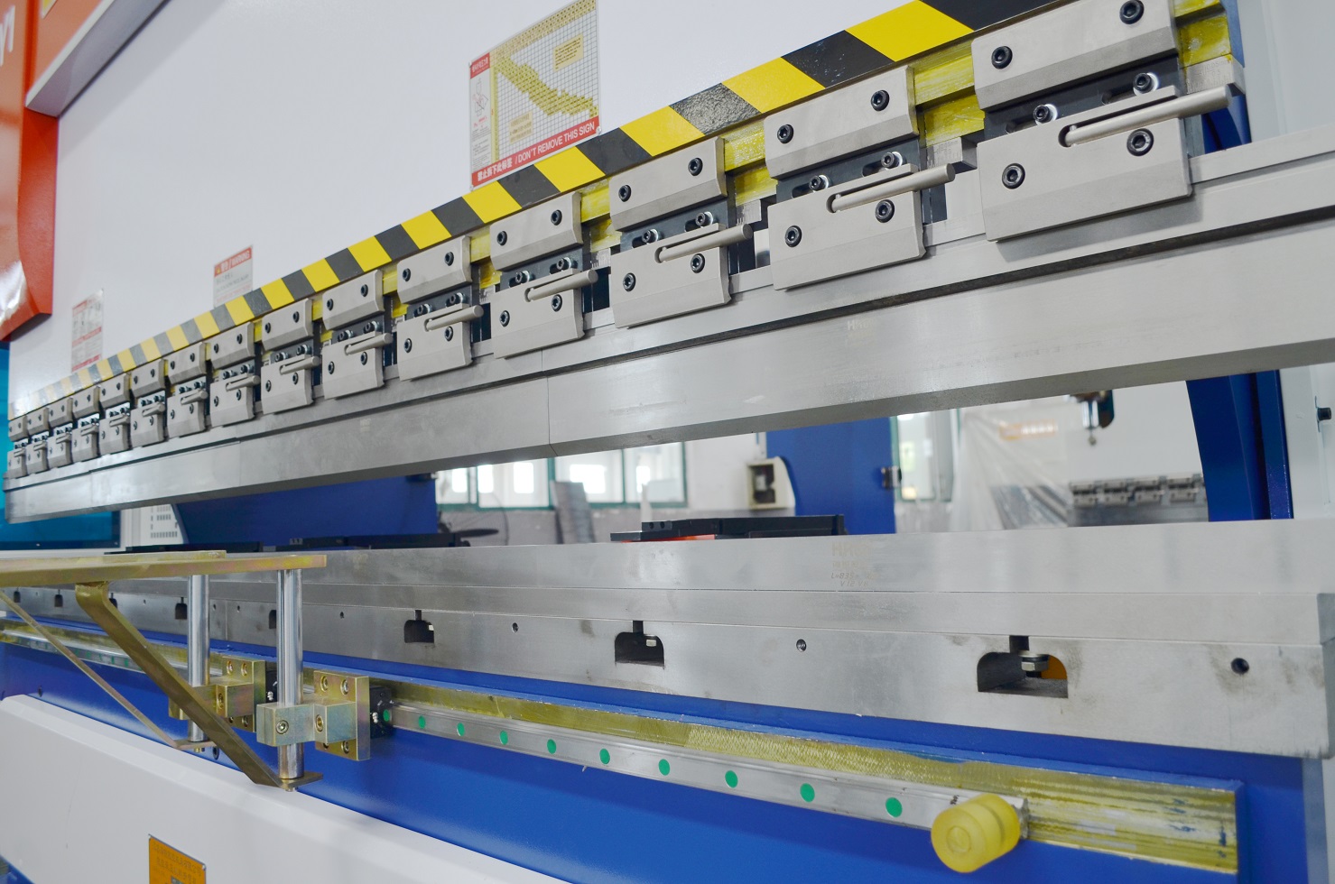 Machine de flexion en tôle hydraulique Press Frein Machine Fabricants